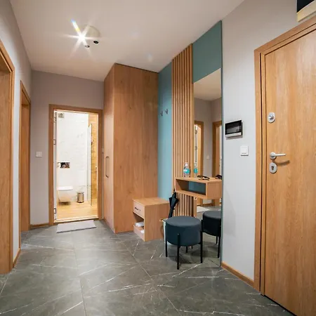 Апартаменты Trinavis Boutique Apartments, Own Private Parking, Center, Entire Велико-Тырново