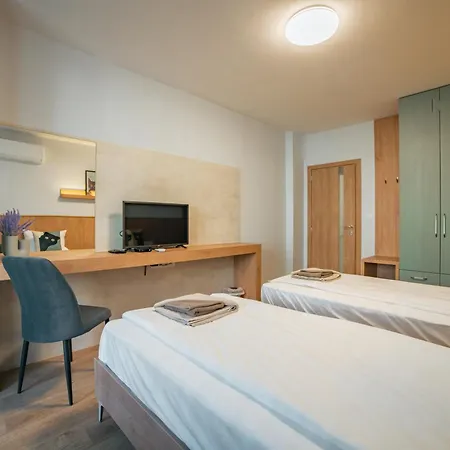 Trinavis Boutique Apartments, Own Private Parking, Center, Entire 公寓 *