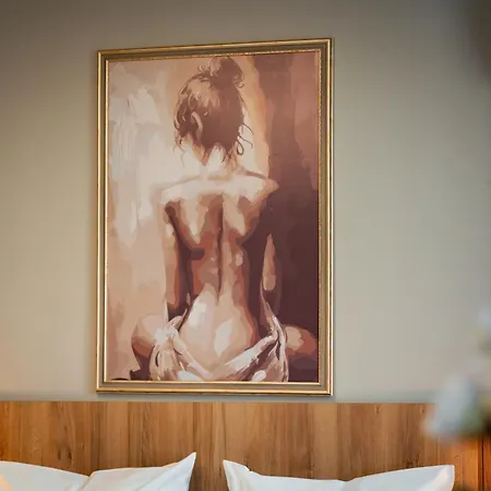 Trinavis Boutique Apartments, Own Private Parking, Center, Entire Veliko Tárnovo