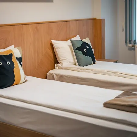 Trinavis Boutique Apartments, Own Private Parking, Center, Entire 公寓 *
