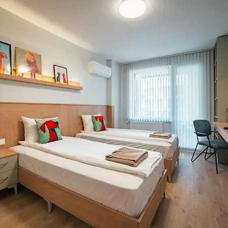 Trinavis Boutique Apartments, Own Private Parking, Center, Entire Апартаменты Велико-Тырново