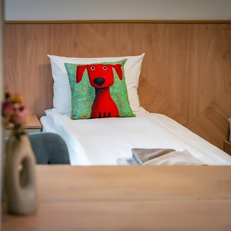 Trinavis Boutique Apartments, Own Private Parking, Center, Entire * Велико-Тырново