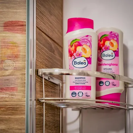 Trinavis Boutique Apartments, Own Private Parking, Center, Entire 公寓