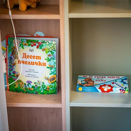Апартаменты Trinavis Boutique Apartments, Own Private Parking, Center, Entire *